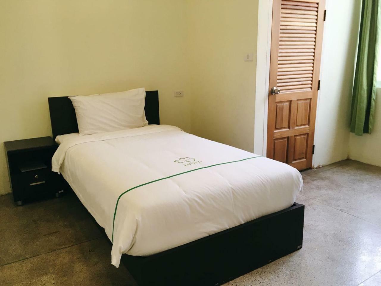 Manyi Boutique House Otel Chiang Mai Dış mekan fotoğraf